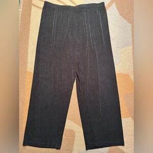 Black Chico’s Private Edition capri pants, M / Chico